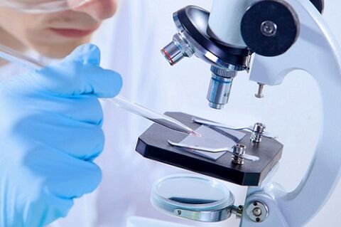 Diagnostic de la prostatite et son traitement avec des médicaments