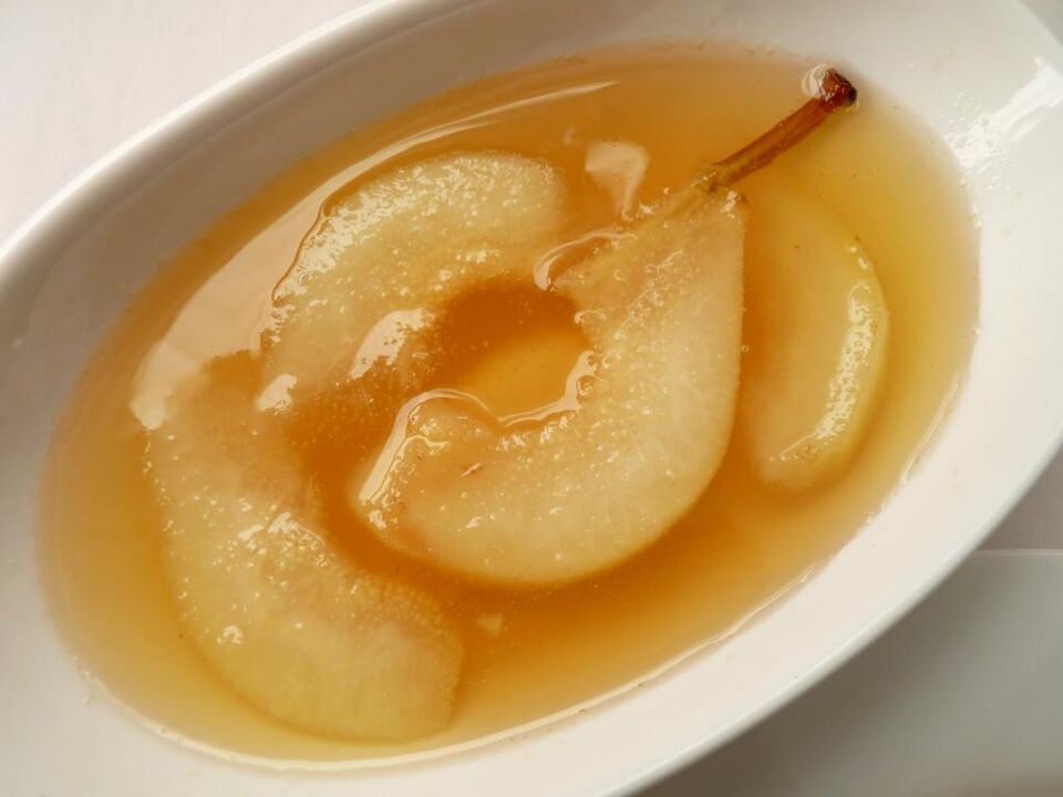 Il est utile pour les patients atteints de prostatite d'inclure la compote de poire dans leur alimentation